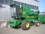 Комбайн зерноуборочный John Deere 3316